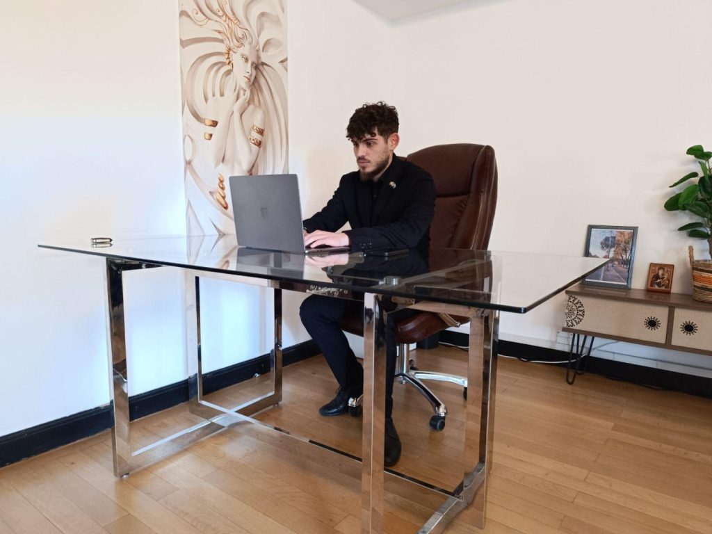 Cum Explică Vlad Augustin Succesul Rețelei Digitale Premium EkoGroup