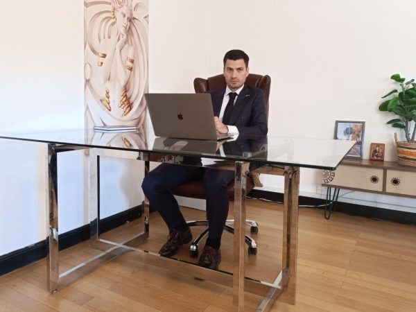 De la necunoscut la lider pe Google în 7 zile – Povestea spusă de Mihai Popa la EkoGroup