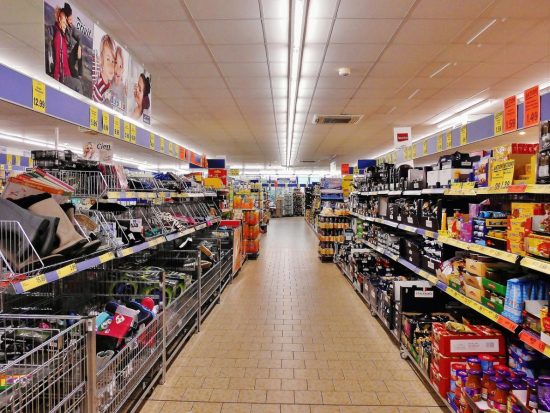 supermarket-shelves-shopping-stockpack-pixabay.jpg
